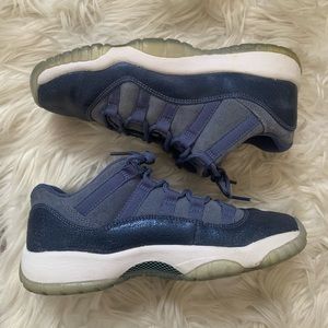 Jordan 11 Blue Moons